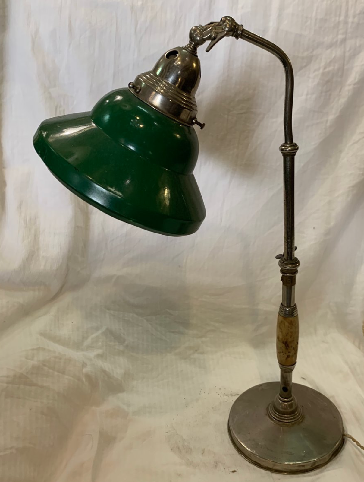 Lampada da tavolo industriale in bachelite ed ottone, Italia, anni '30